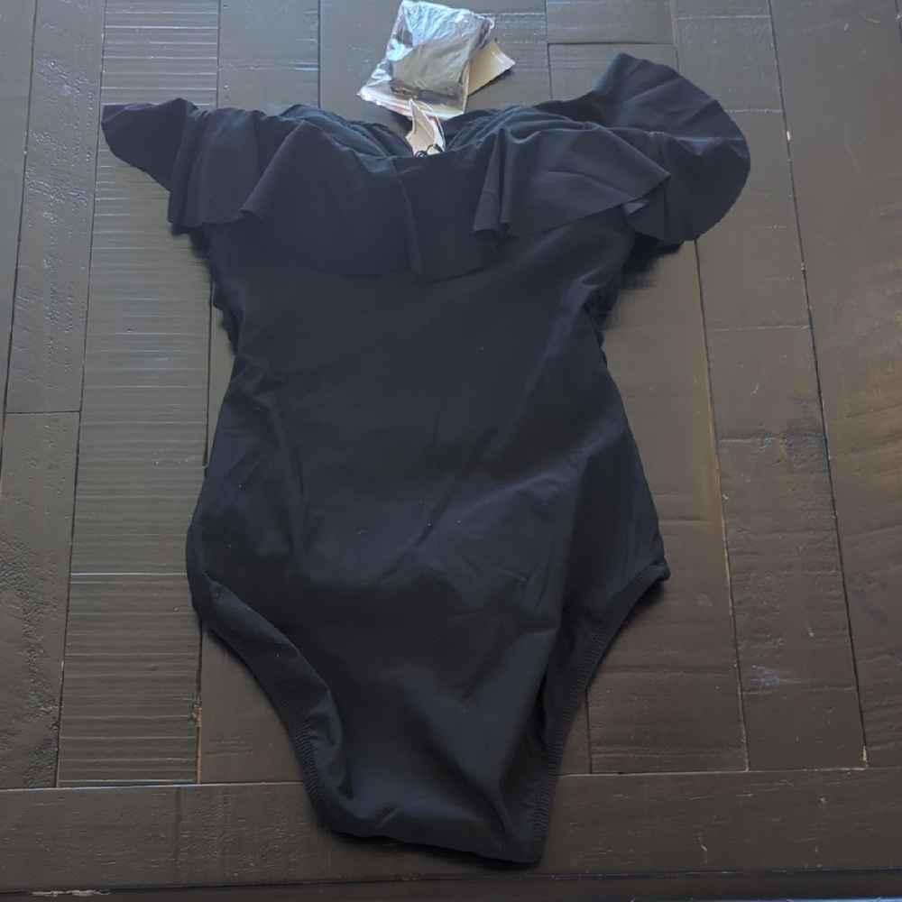 Black Ruffled Off-Shoulder Bodysuit - Picture 3 of 5